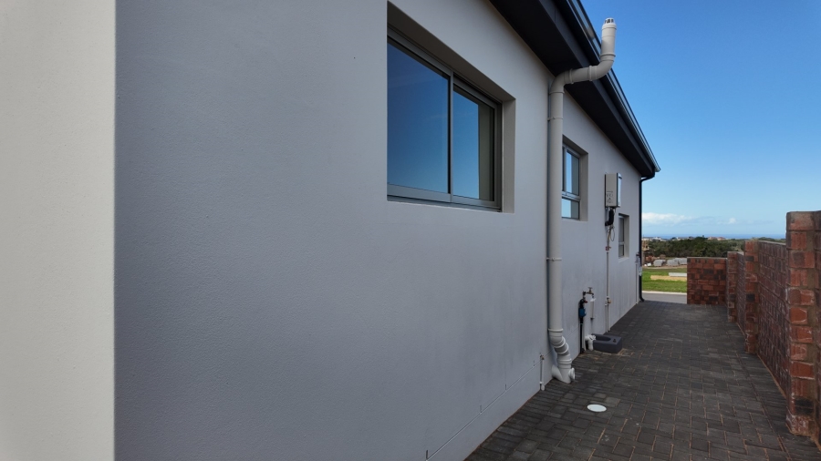 3 Bedroom Property for Sale in Stilbaai Wes Western Cape
